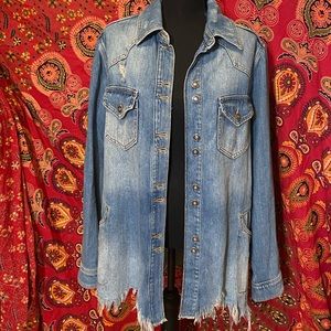 FREE PEOPLE RARE BOHO DISTRESSED DENIM JACKET💥